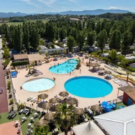 Mobilhome Luminosa*** مكان تخييم Fréjus